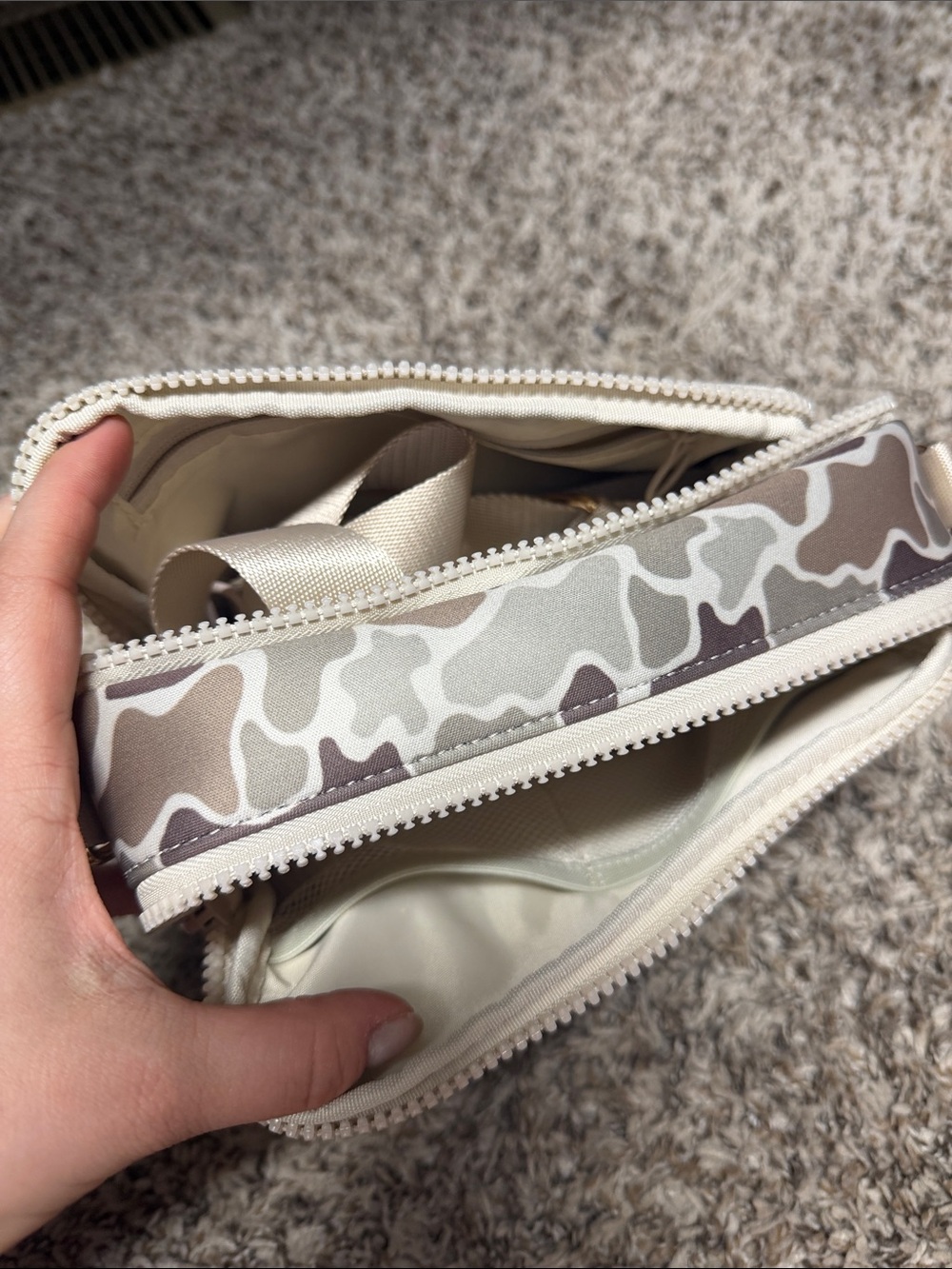 Gold blush bestie bag - Picture 2 of 6
